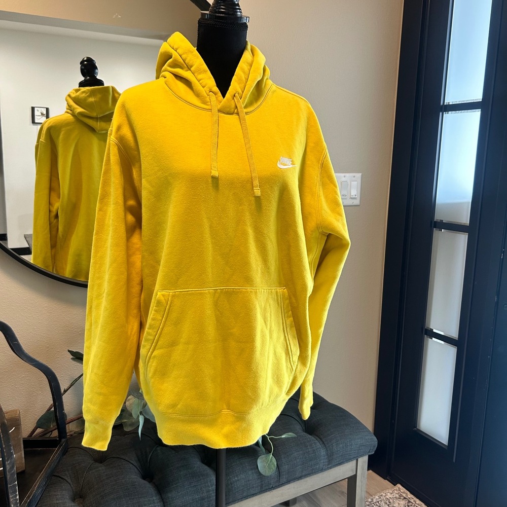 Nike Sportswear Club Fleece Pullover Hoodie Yellow BV2654-709 womens Large